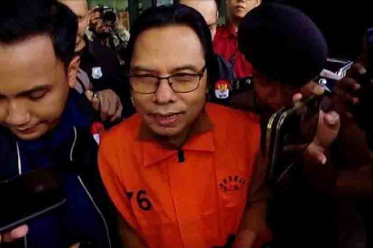 Ma’ruf Cahyono Eks Sekjen MPR Diperiksa Atas Kasus Penerimaan Gratifikasi Pengadaan Barang Senilai 30 Miliar